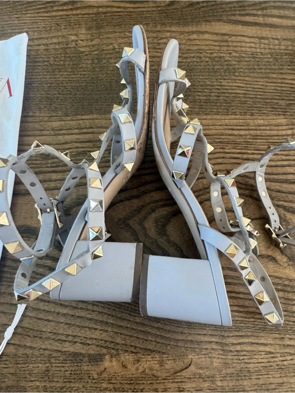 Valentino Garavani Light Gray Pyramid Rockstud Strappy Sandals Size 36